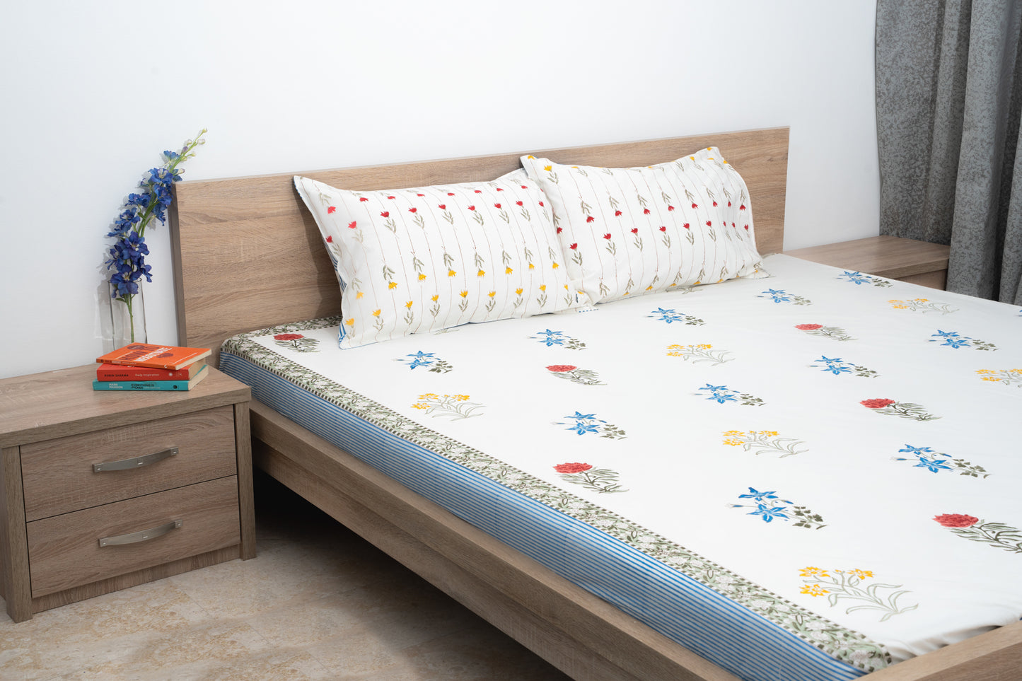 HandBlock Artisan Weave Floral Bedsheet Set