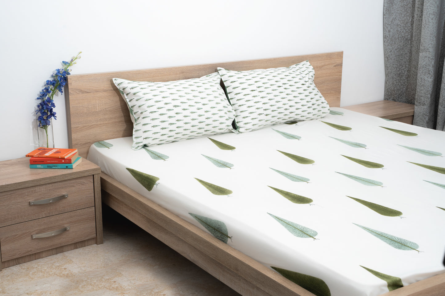 HandBlock Artisan Weave Foral White & Green Bedsheet Set