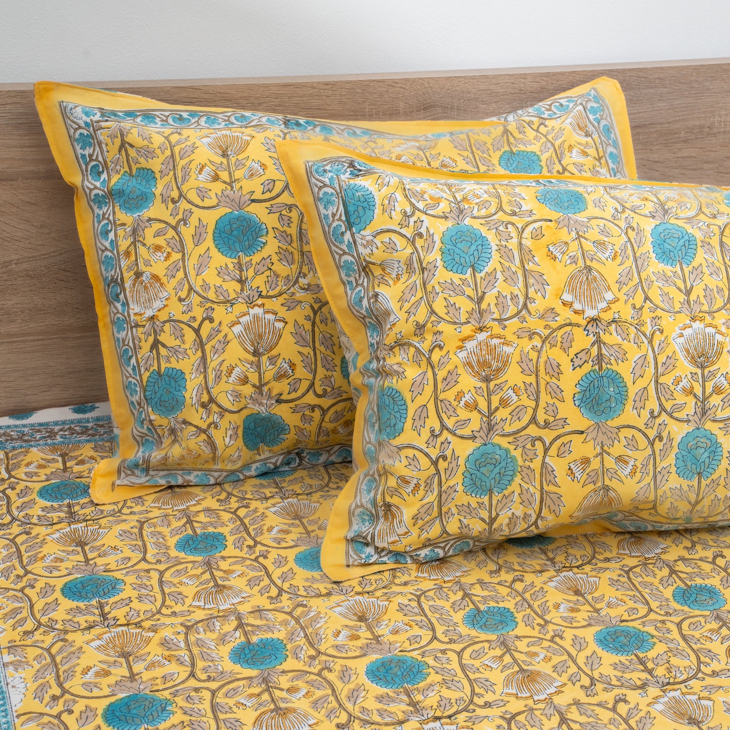 HandBlock Artisan Weave Yellow Floral Motifs Bedsheet Set