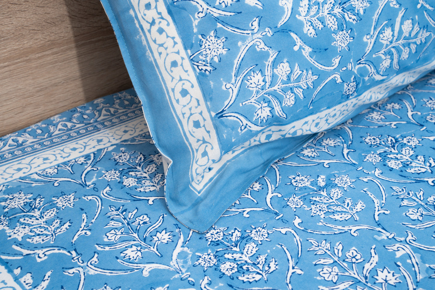 HandBlock Artisan Weave Floral White & Blue Bedsheet Set