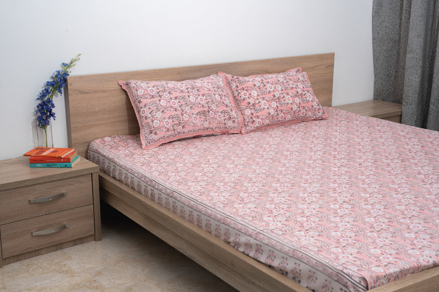 HandBlock Artisan Weave Paisley Light Pink Floral Bedsheet Set