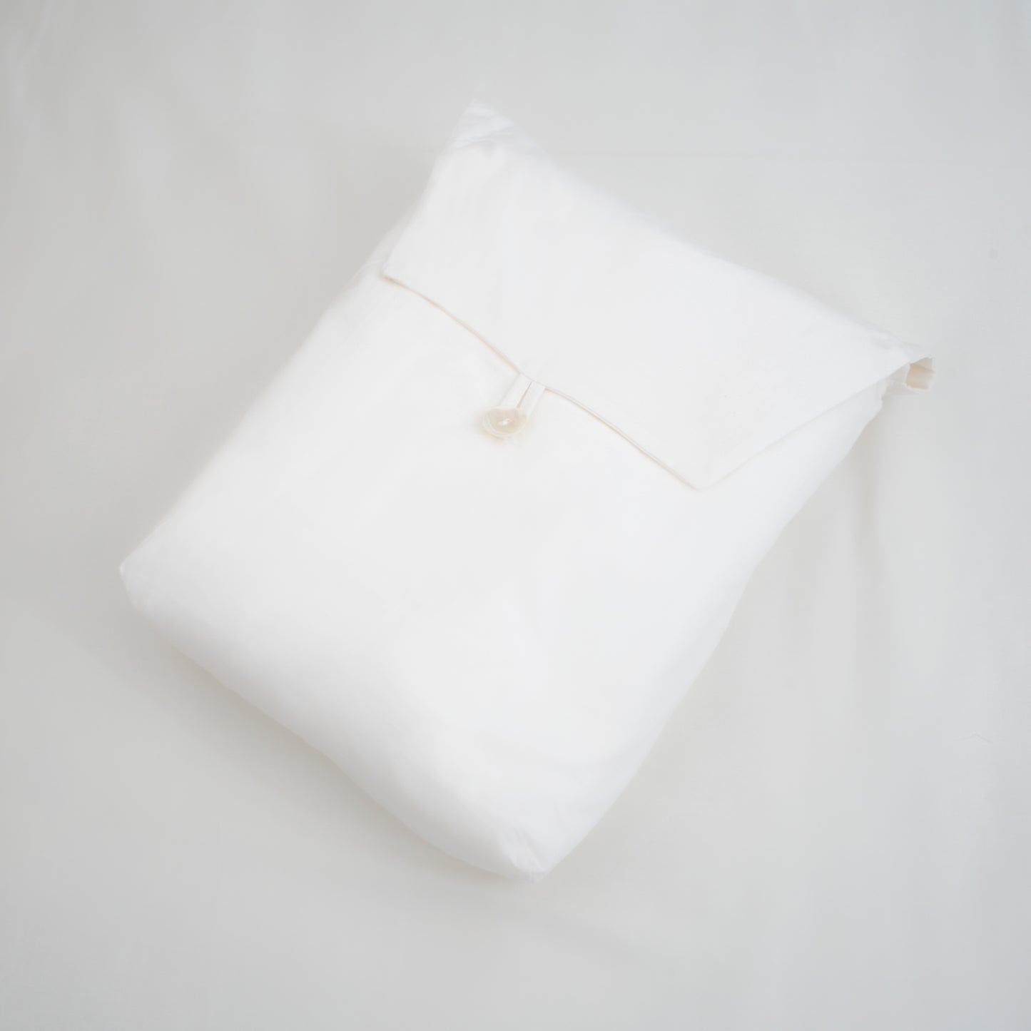 Eternal White Bedsheet Duvet Cover Set