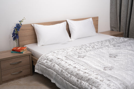 Ethereal Silk & Camel Wool Comforter