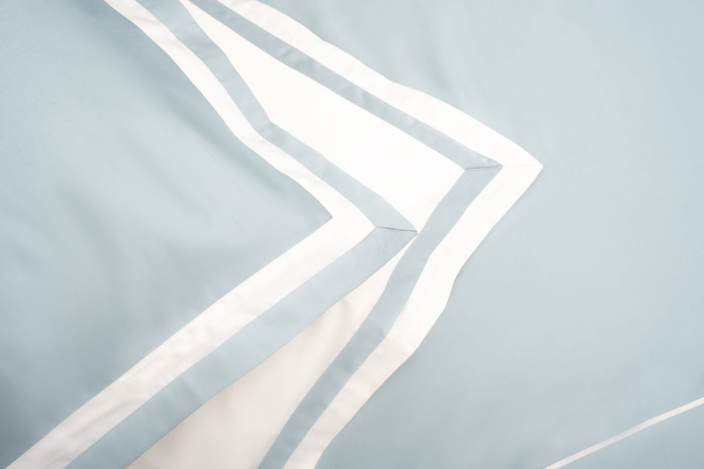 Serene Bedsheet with 2 Sets of Matching Pillow Covers - Greyish bLue