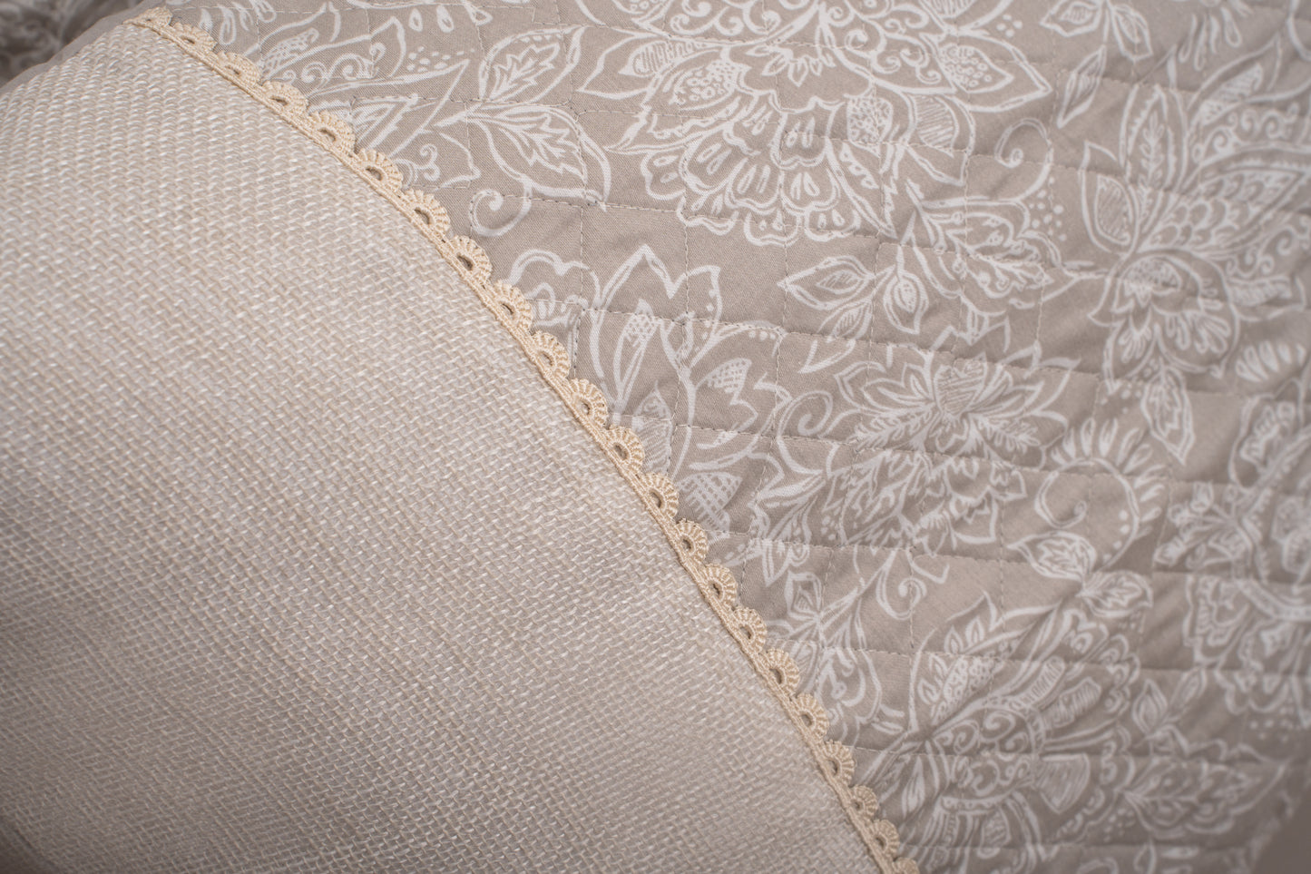 Elysian 5 Piece Quilt Set - Beige & Pale Silver