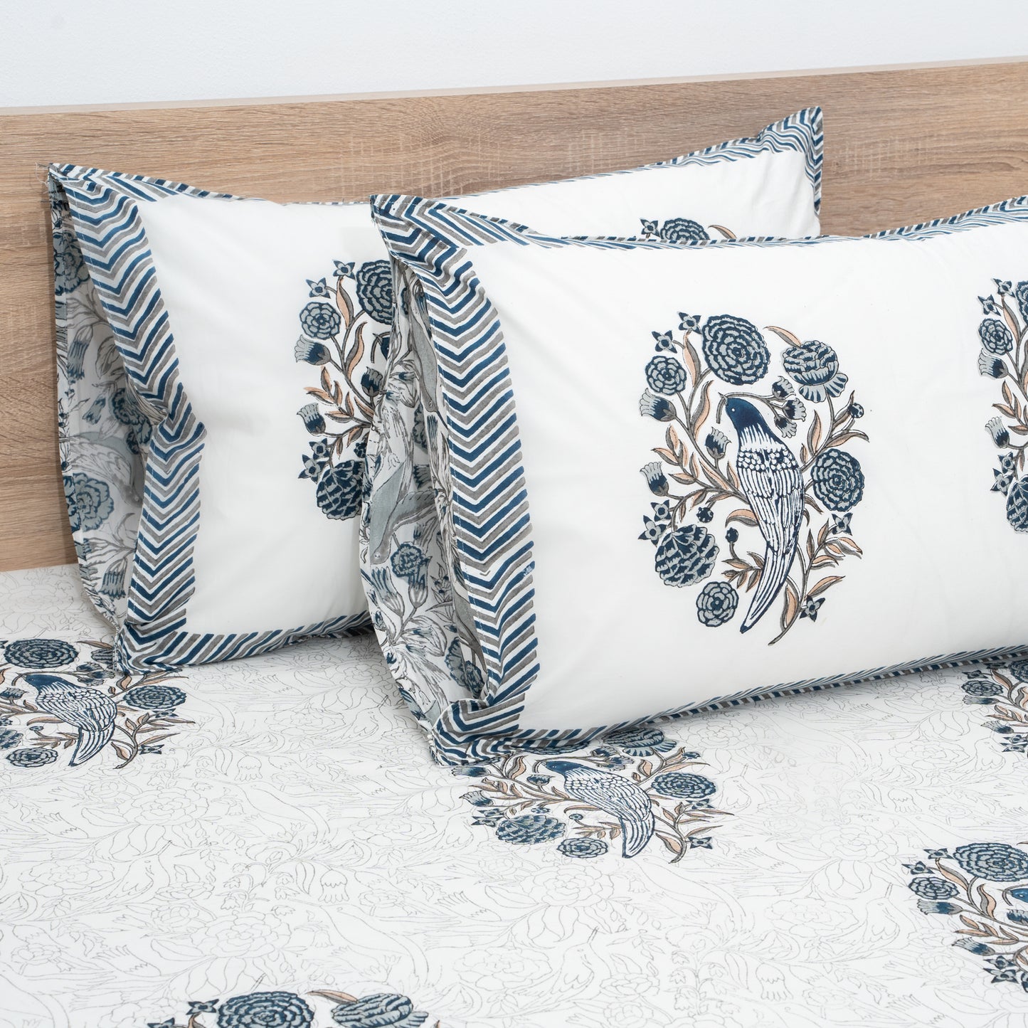 HandBlock Artisan Weave Bird Motifs Bedsheet Set