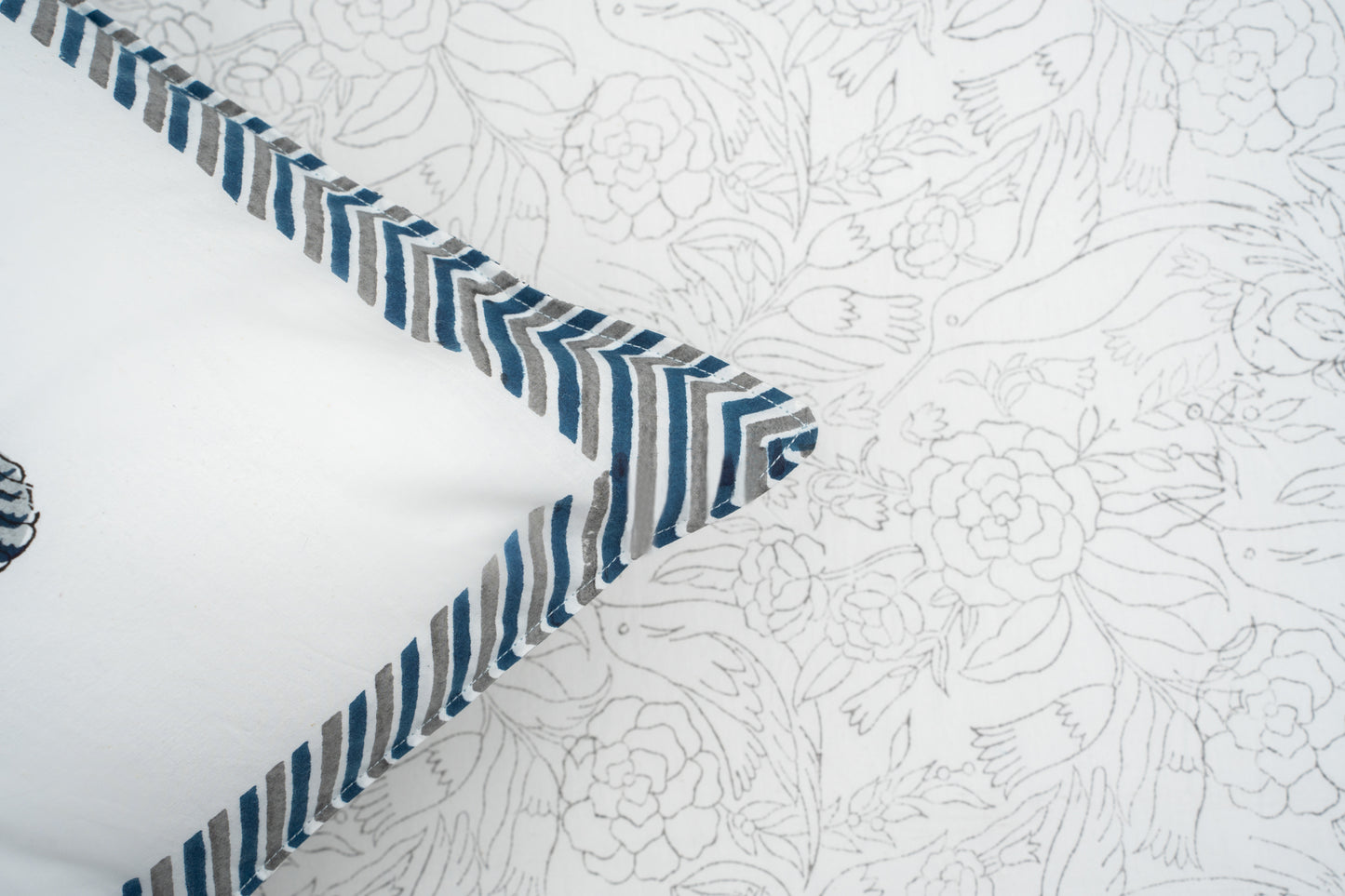 HandBlock Artisan Weave Bird Motifs Bedsheet Set