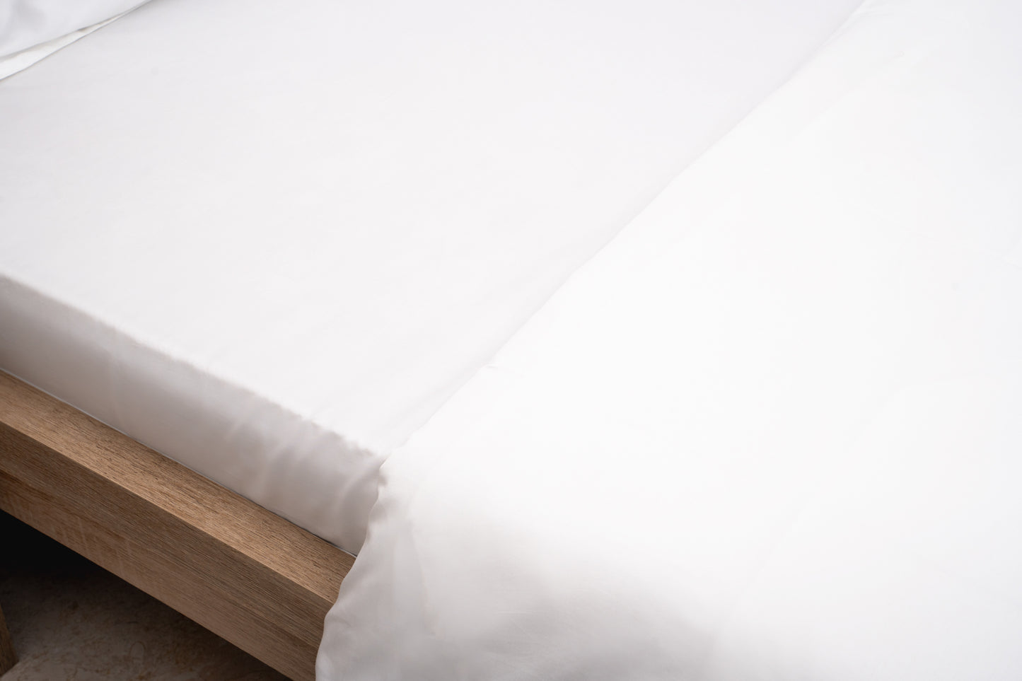 Elite Comfort Plain White Duvet Cover