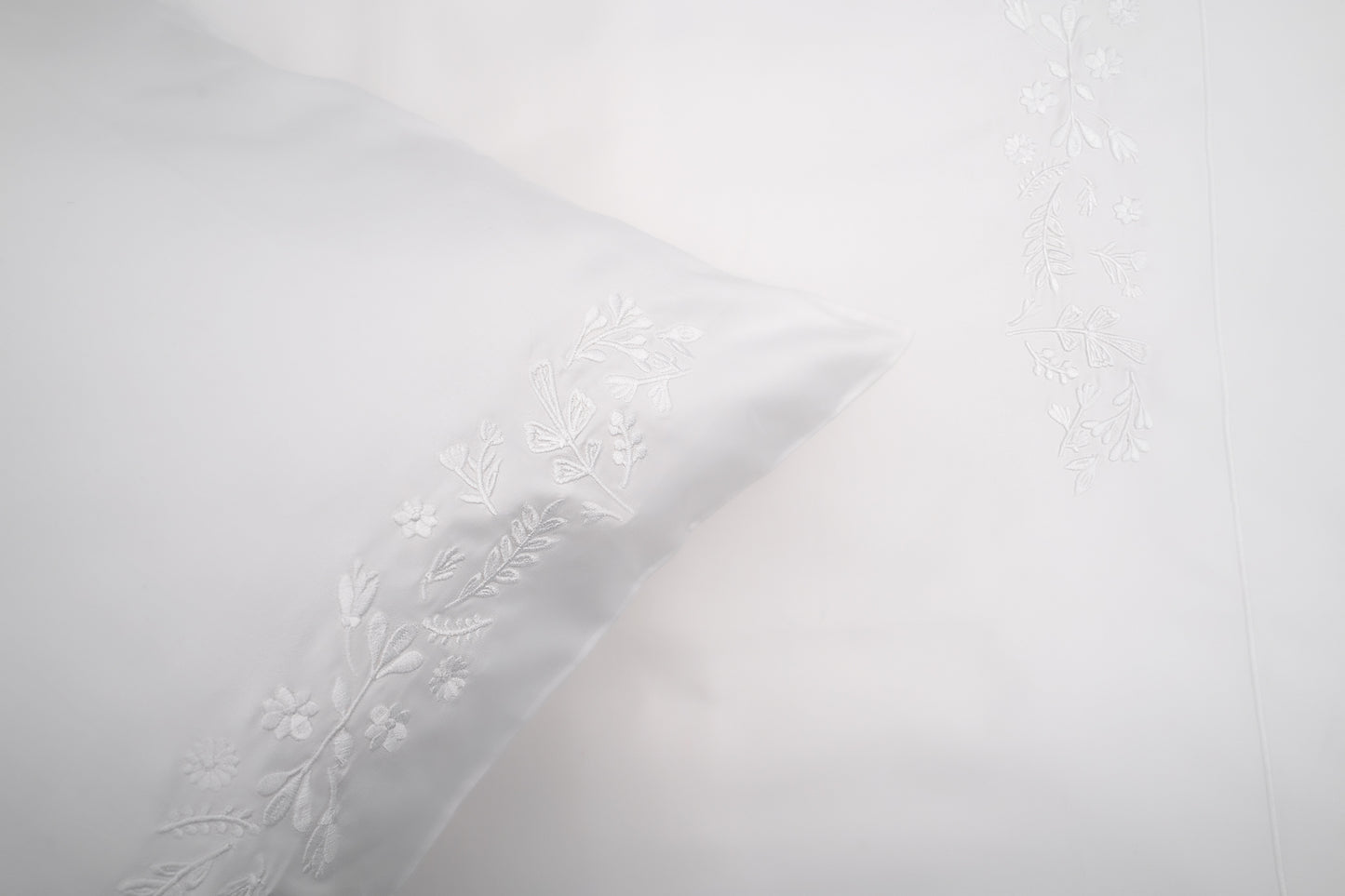 Signature Floral Embroidered White Bedsheet Duvet Cover Set