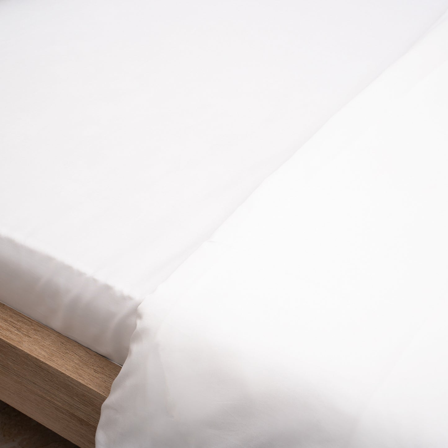 Elite Comfort Plain White Duvet Cover