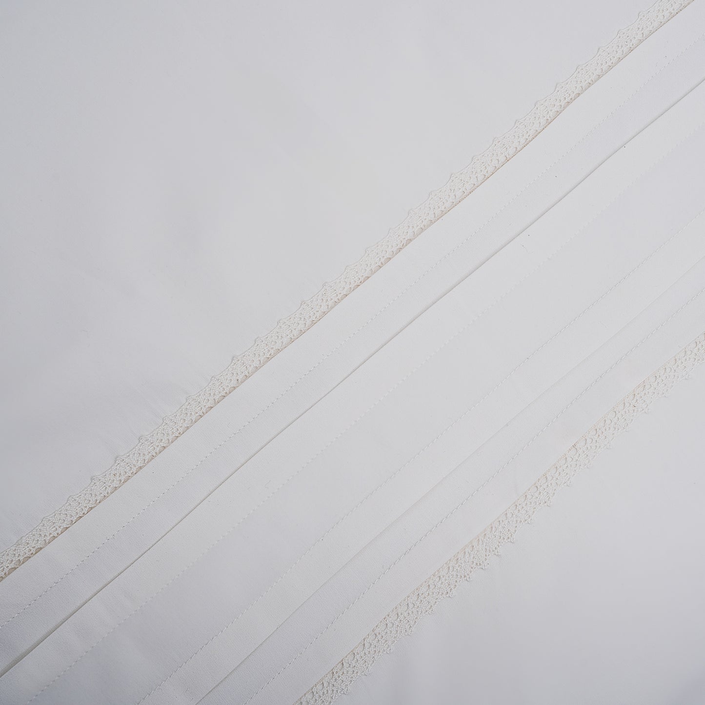 Victorian Lace White Bedsheet Duvet Cover Set