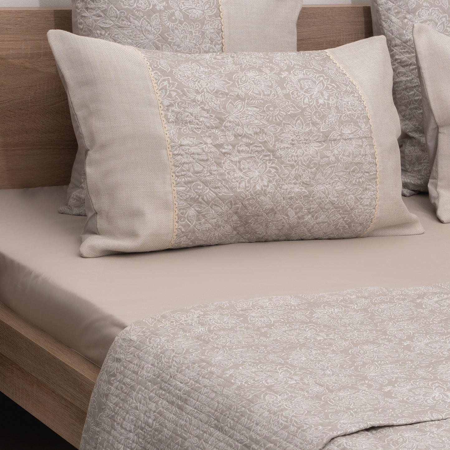 Elysian 5 Piece Quilt Set - Beige & Pale Silver